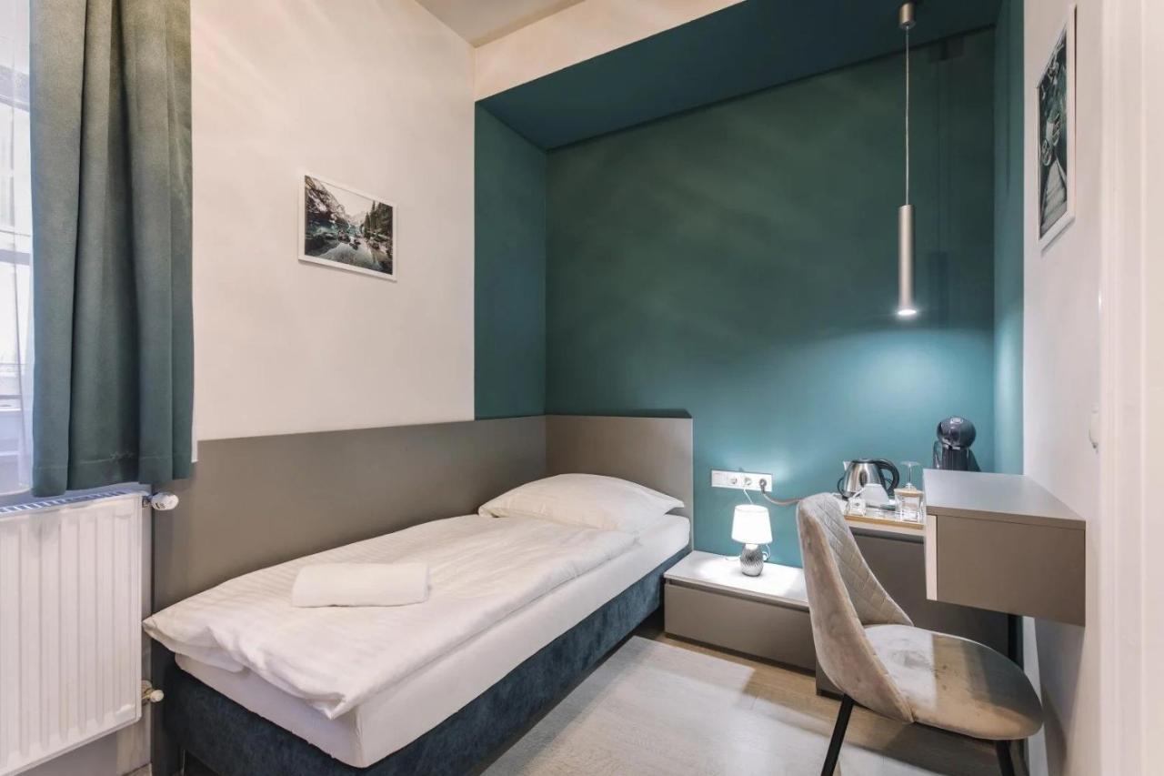 Apartmanhaz Soho Дьор Екстериор снимка