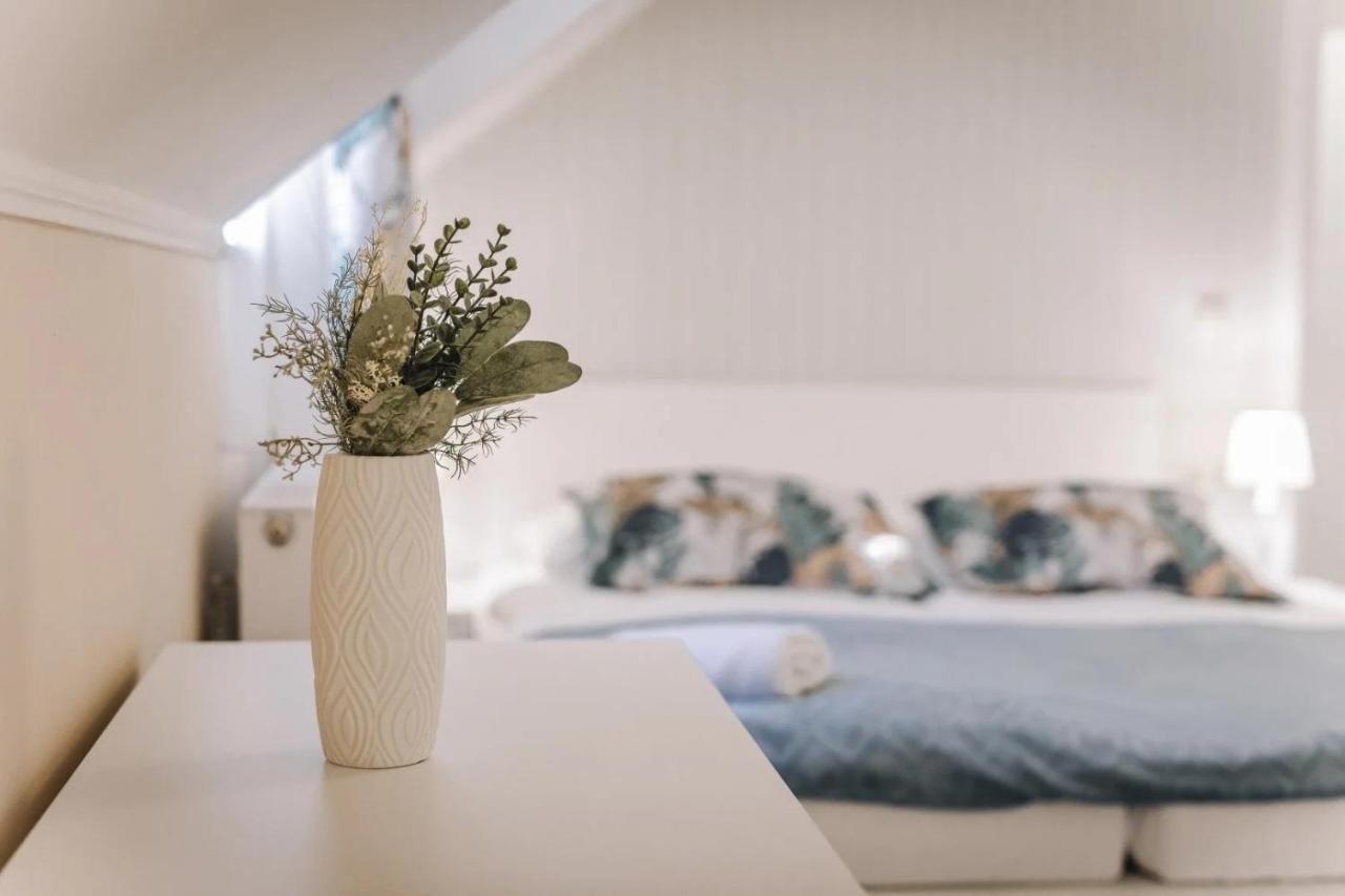 Apartmanhaz Soho Дьор Екстериор снимка