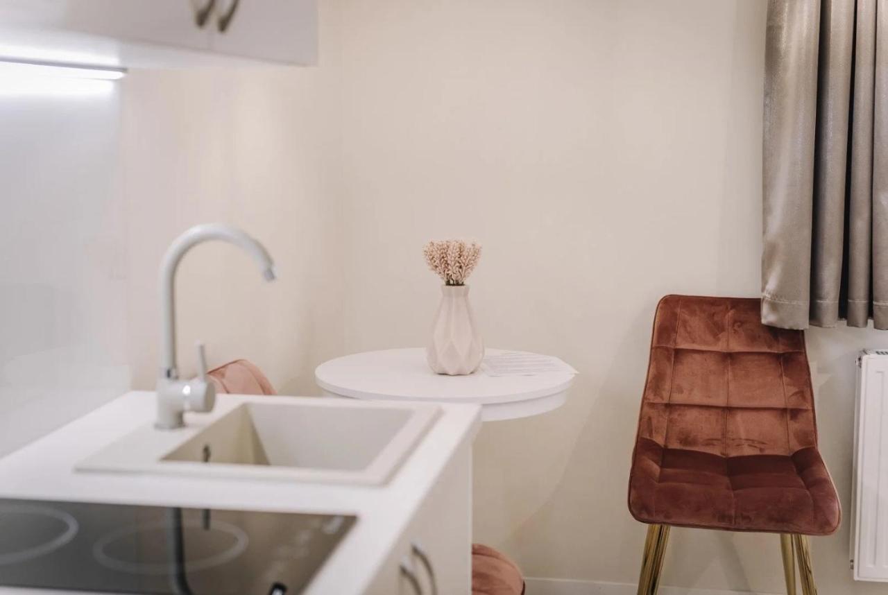 Apartmanhaz Soho Дьор Екстериор снимка