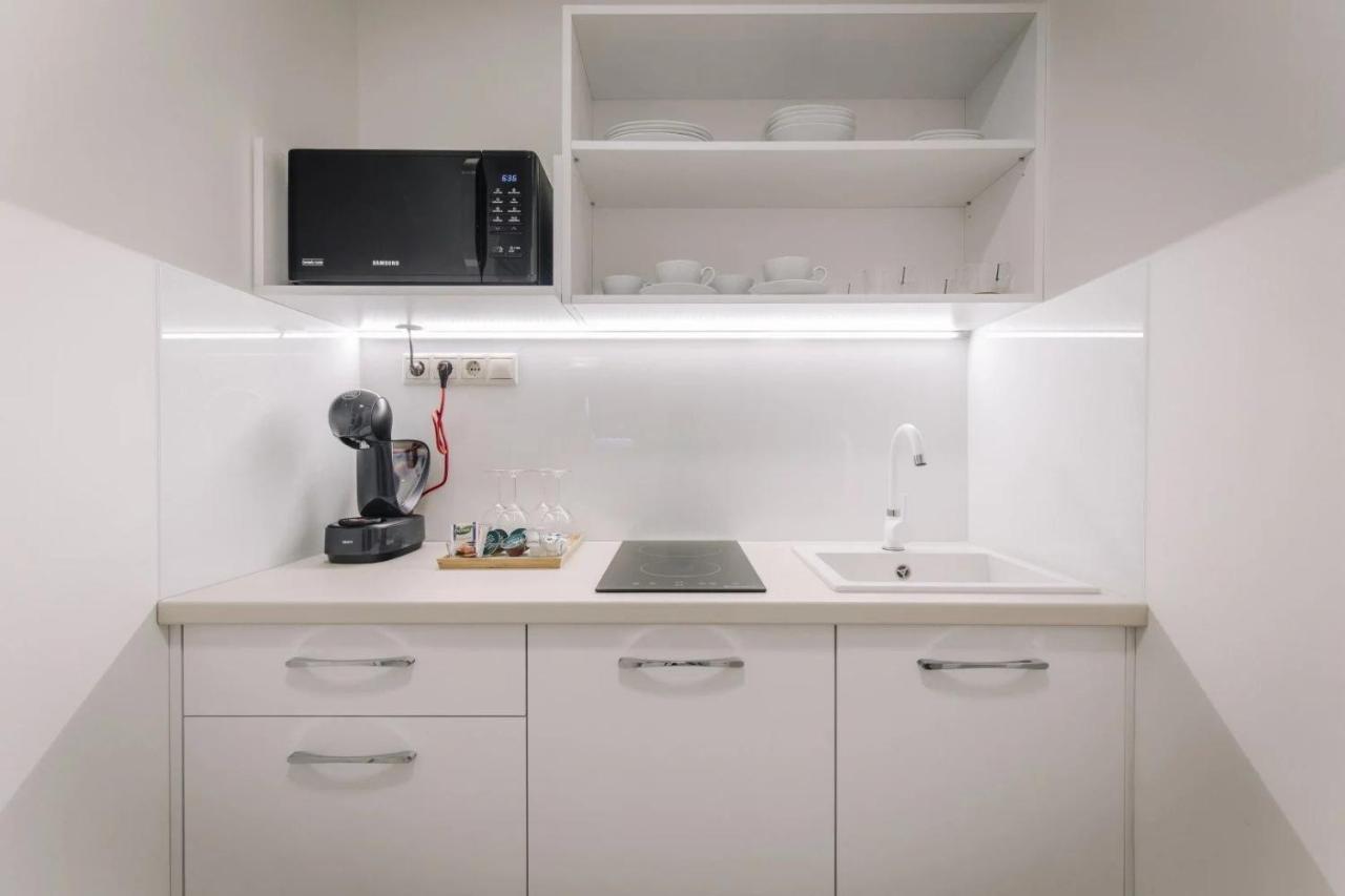 Apartmanhaz Soho Дьор Екстериор снимка