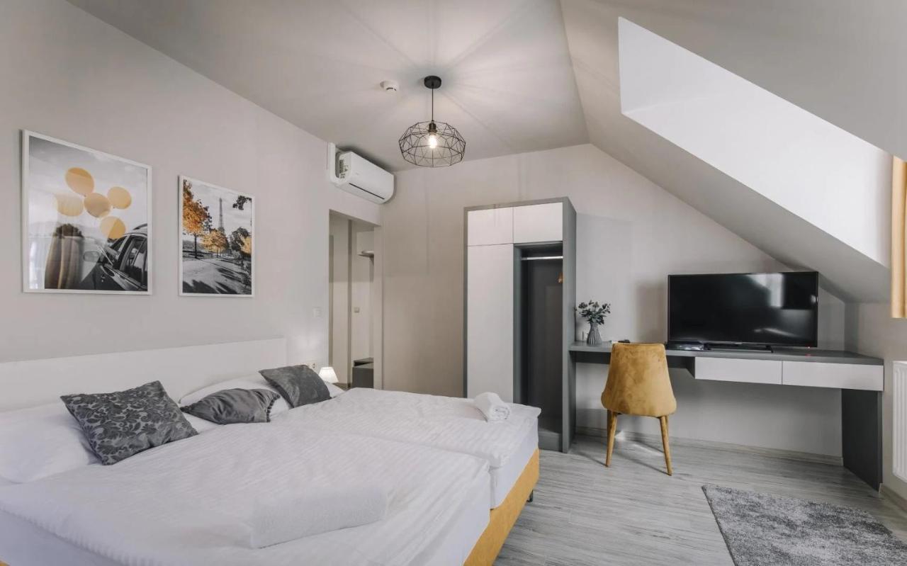 Apartmanhaz Soho Дьор Екстериор снимка