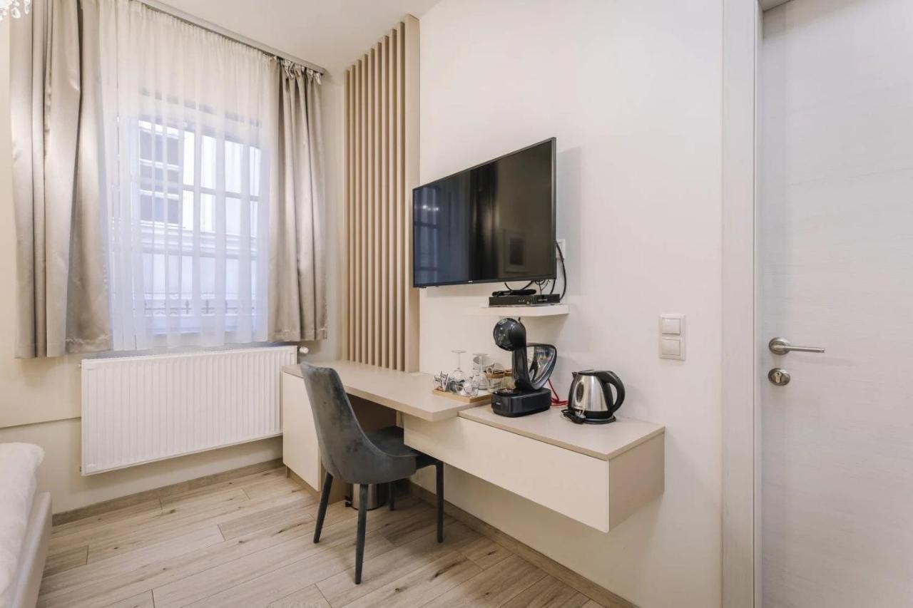 Apartmanhaz Soho Дьор Екстериор снимка