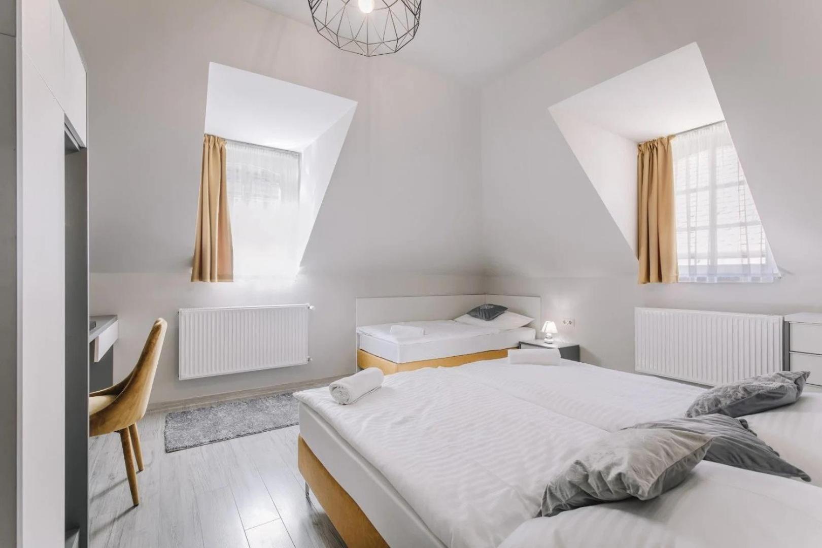 Apartmanhaz Soho Дьор Екстериор снимка