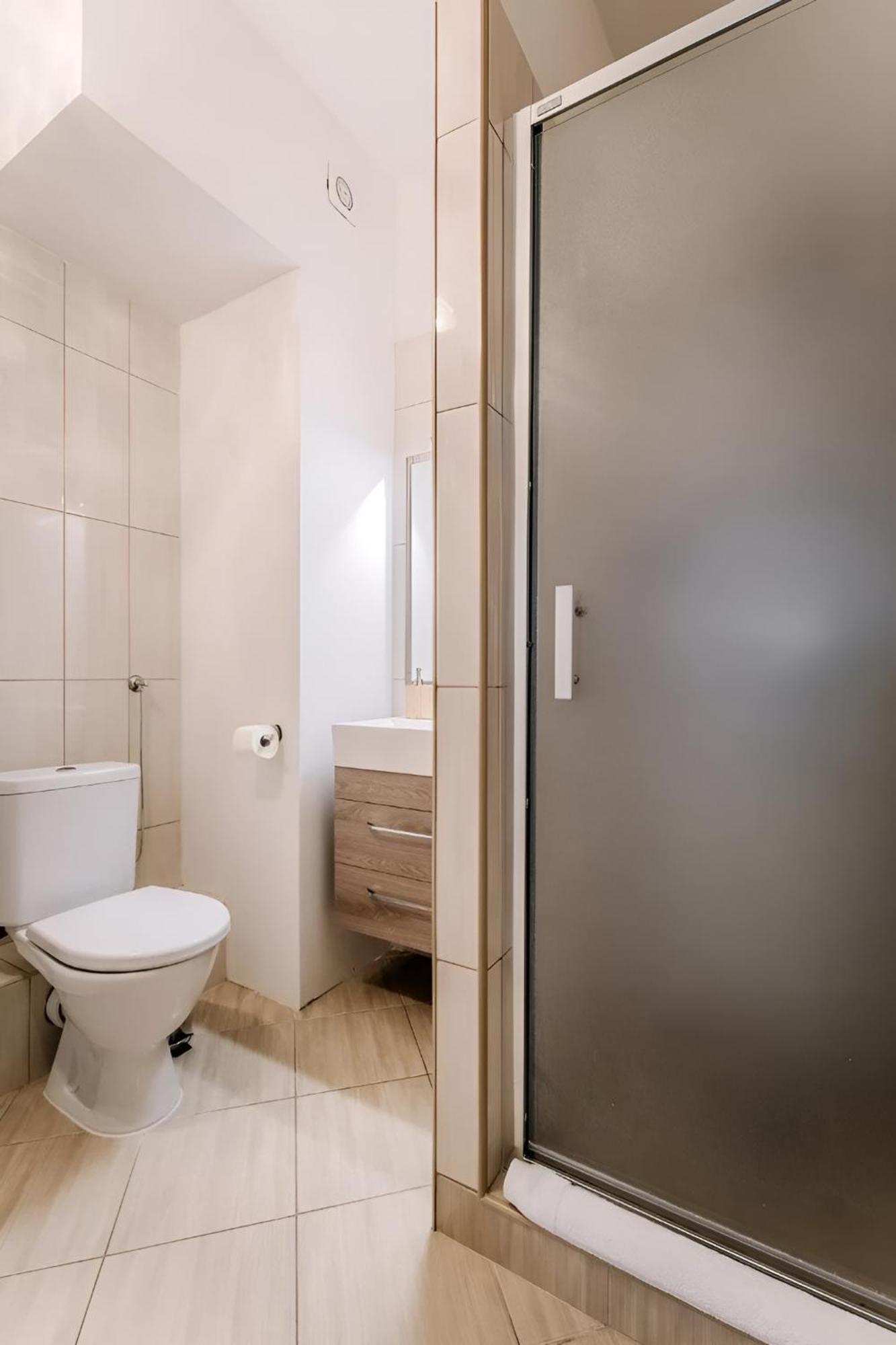 Apartmanhaz Soho Дьор Екстериор снимка
